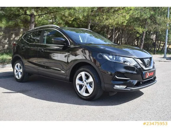 Nissan Qashqai 1.6 dCi Sky Pack Image 1